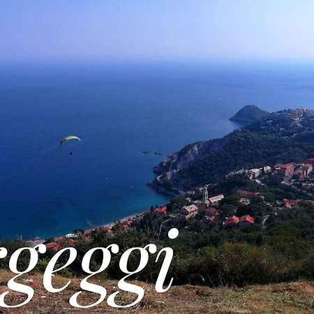 Villa Gio - Terrazza Nel Blu Bergeggi Bagian luar foto